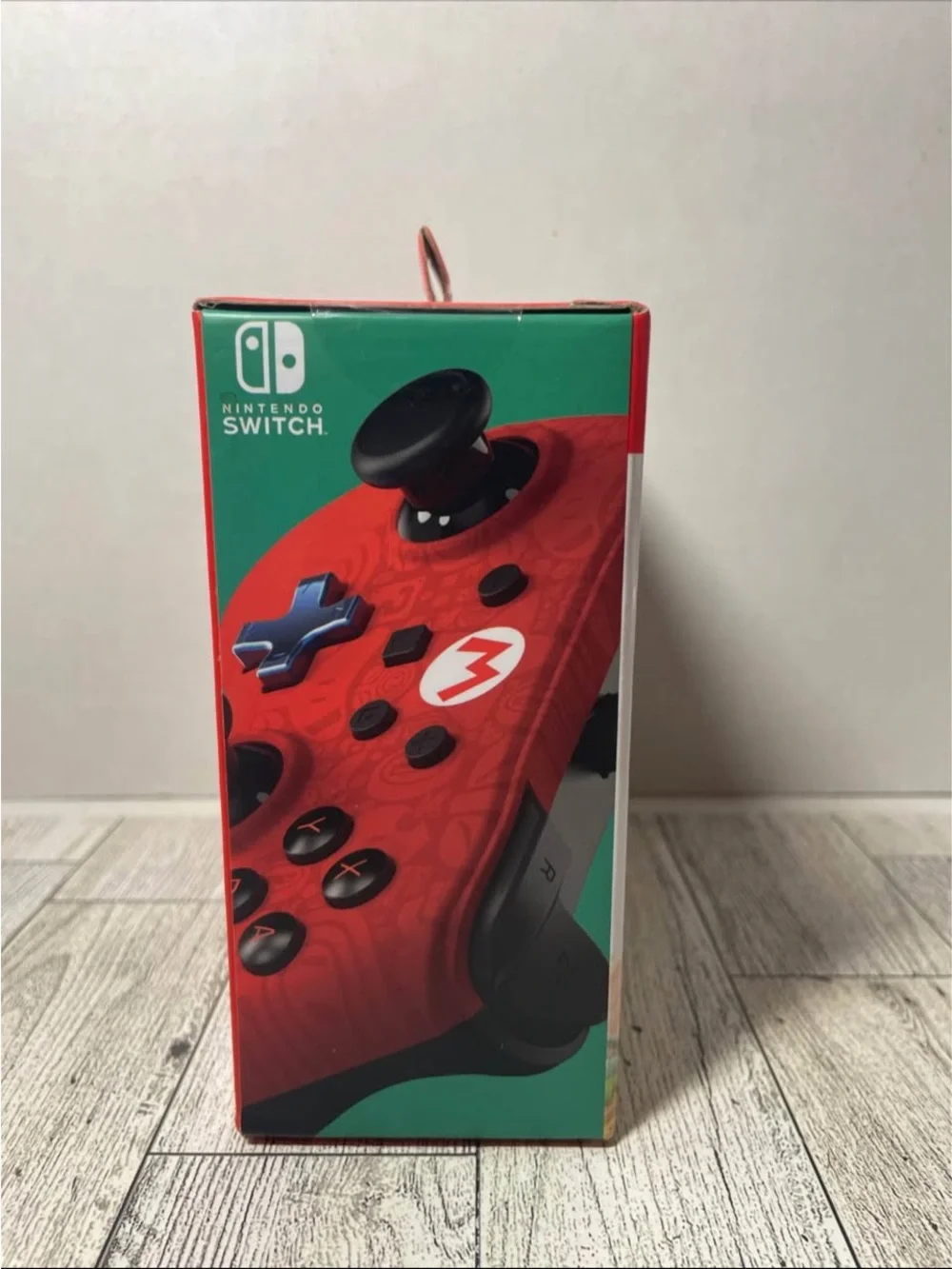 Nintendo Switch Super Mario Wired Controller - Red sealed